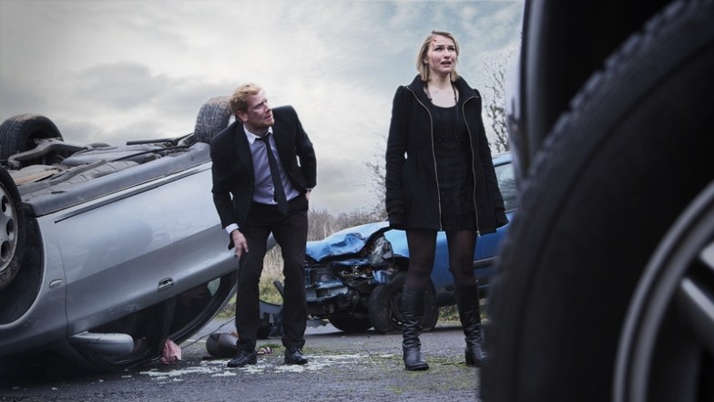 thumb-paul_alicia_car_grab